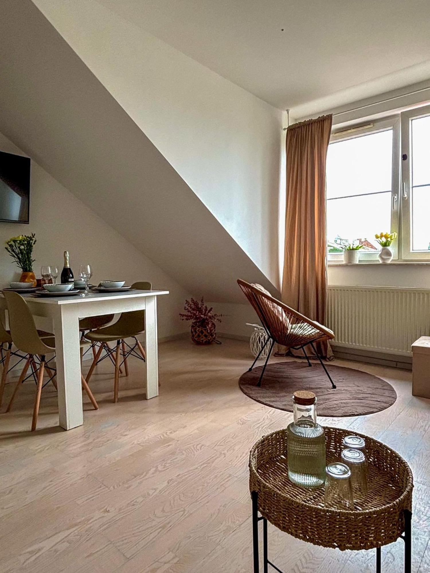 Sunset Apartment Cracow Krakkó Kültér fotó